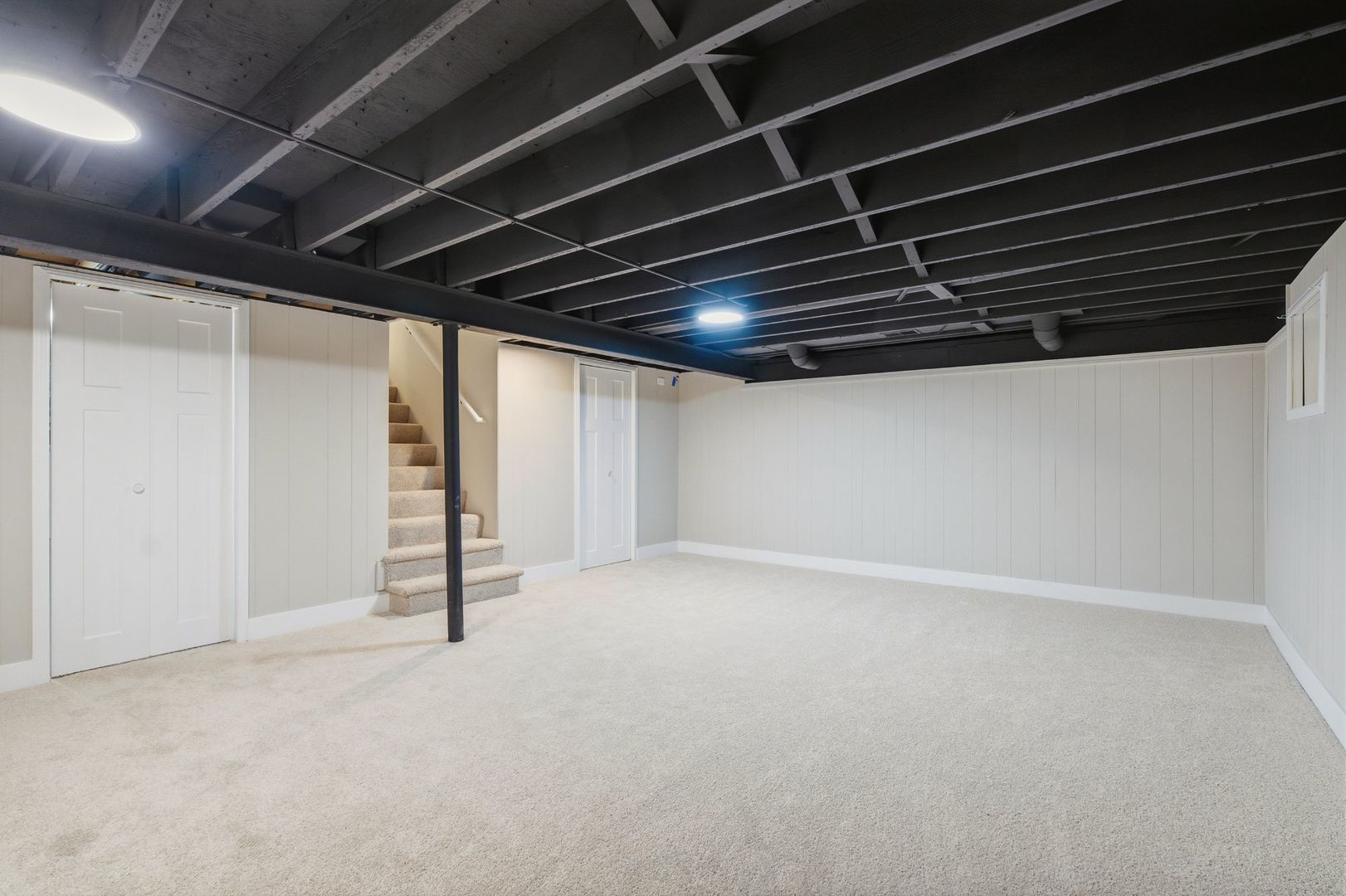 2302 Sudbury Lane, Geneva, IL 60134