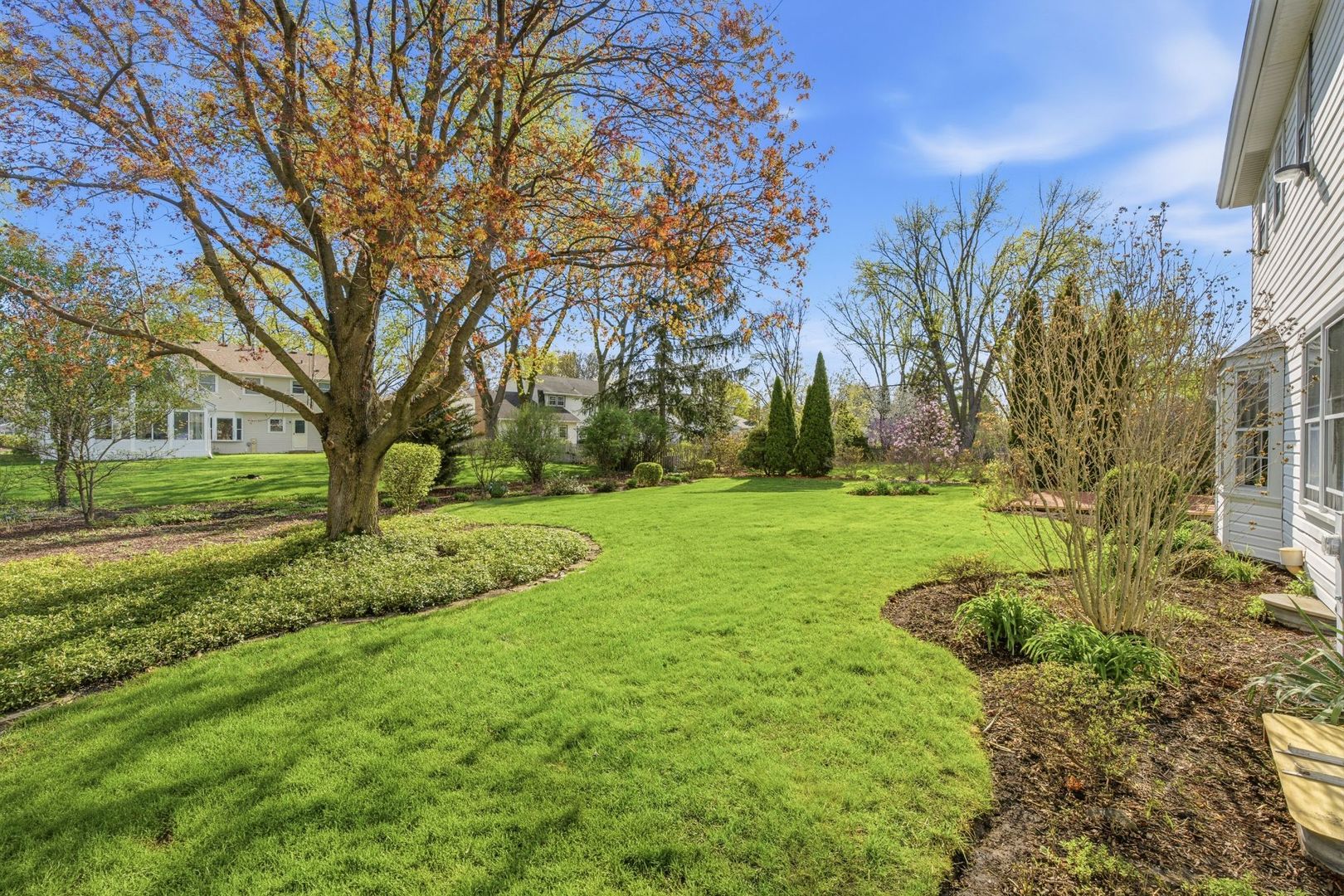 2302 Sudbury Lane, Geneva, IL 60134