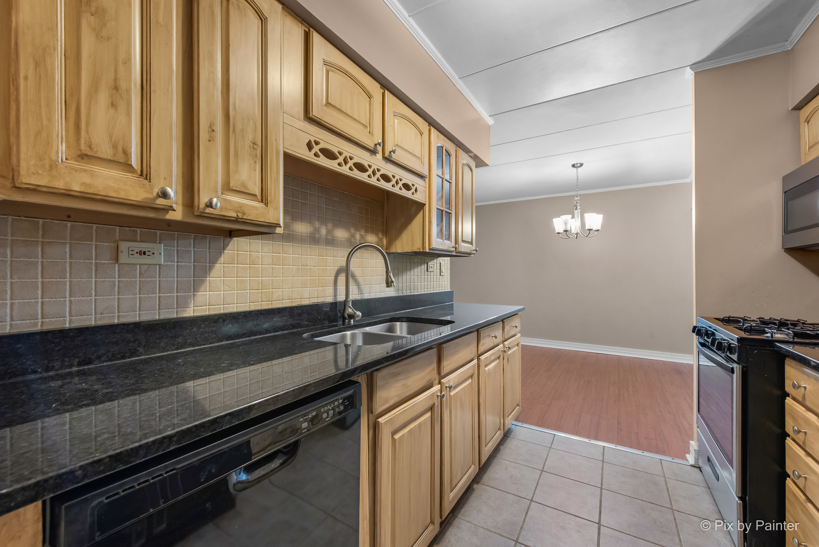 300 S Roselle Road #514, Schaumburg, IL 60193