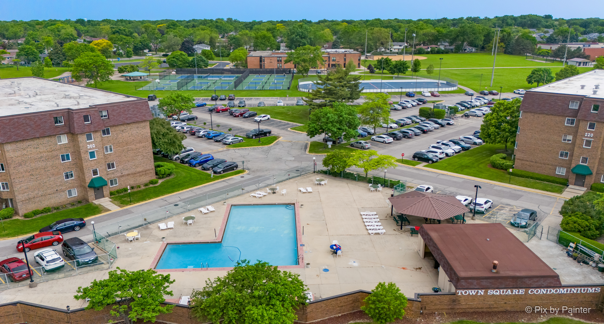 300 S Roselle Road #514, Schaumburg, IL 60193