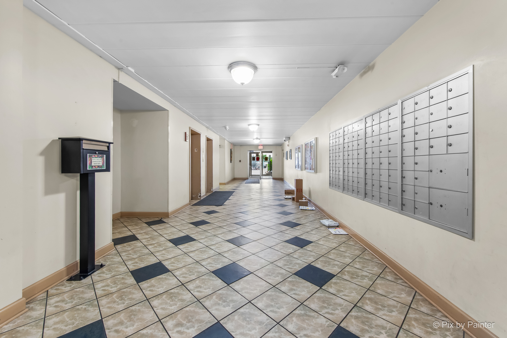 300 S Roselle Road #514, Schaumburg, IL 60193