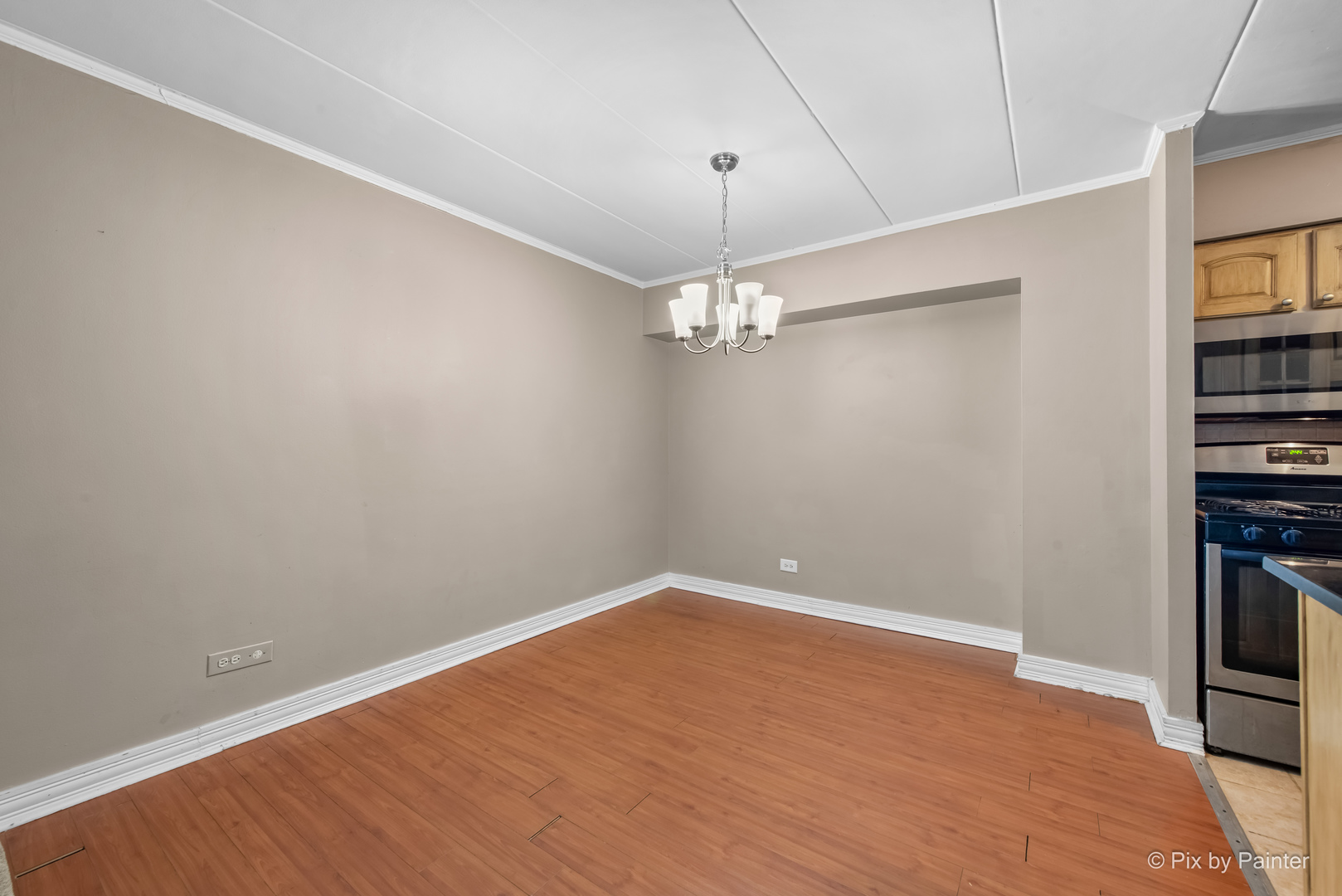 300 S Roselle Road #514, Schaumburg, IL 60193