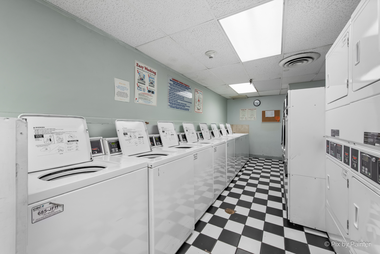 300 S Roselle Road #514, Schaumburg, IL 60193