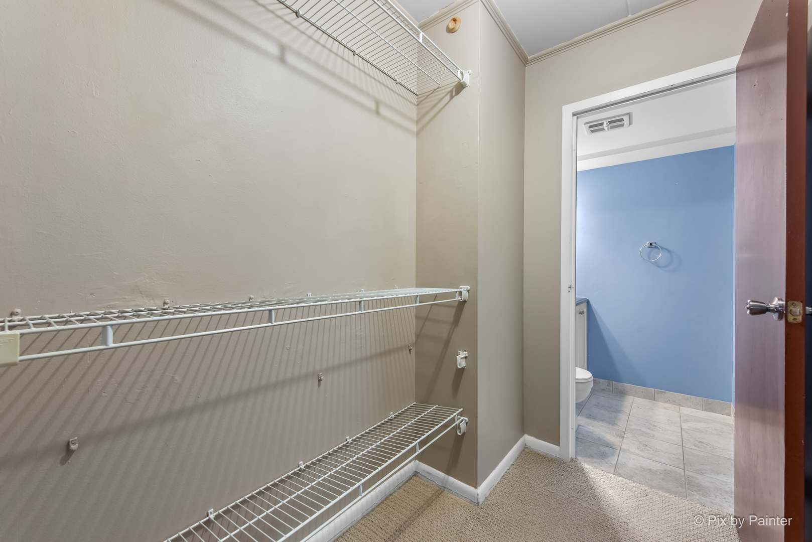 300 S Roselle Road #514, Schaumburg, IL 60193