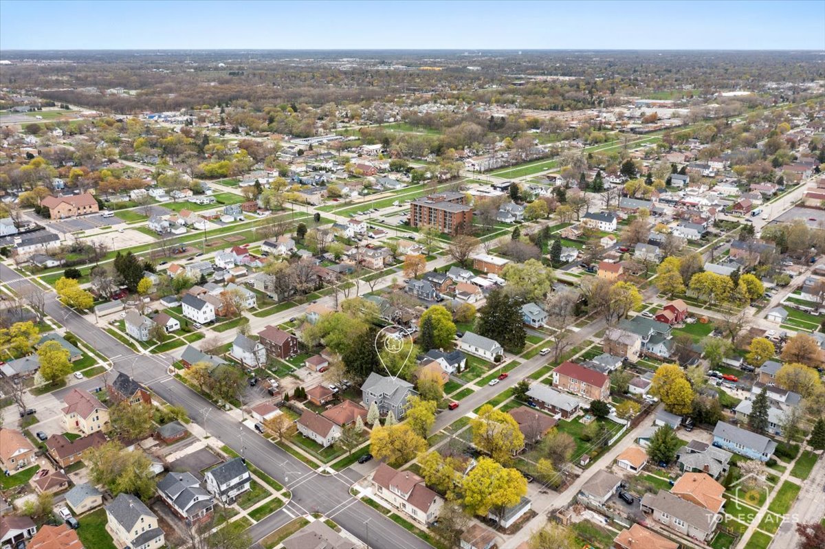 1542 Victoria Avenue, North Chicago, IL 60064