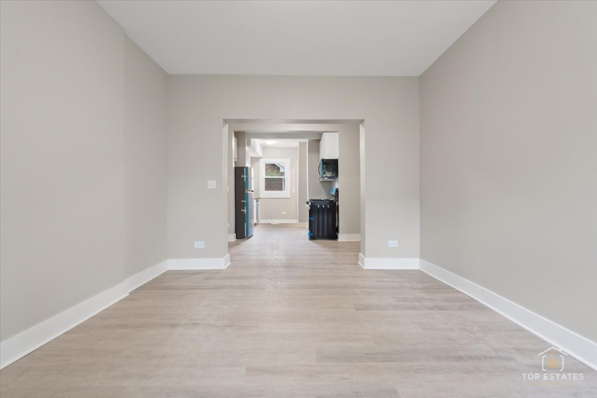 1542 Victoria Avenue, North Chicago, IL 60064