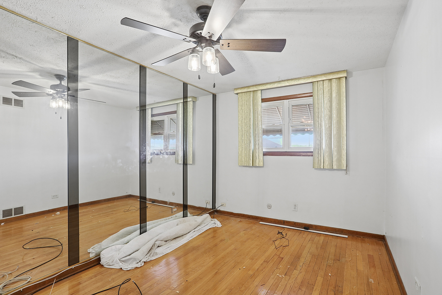 12154 S Justine Street, Chicago, IL 60643