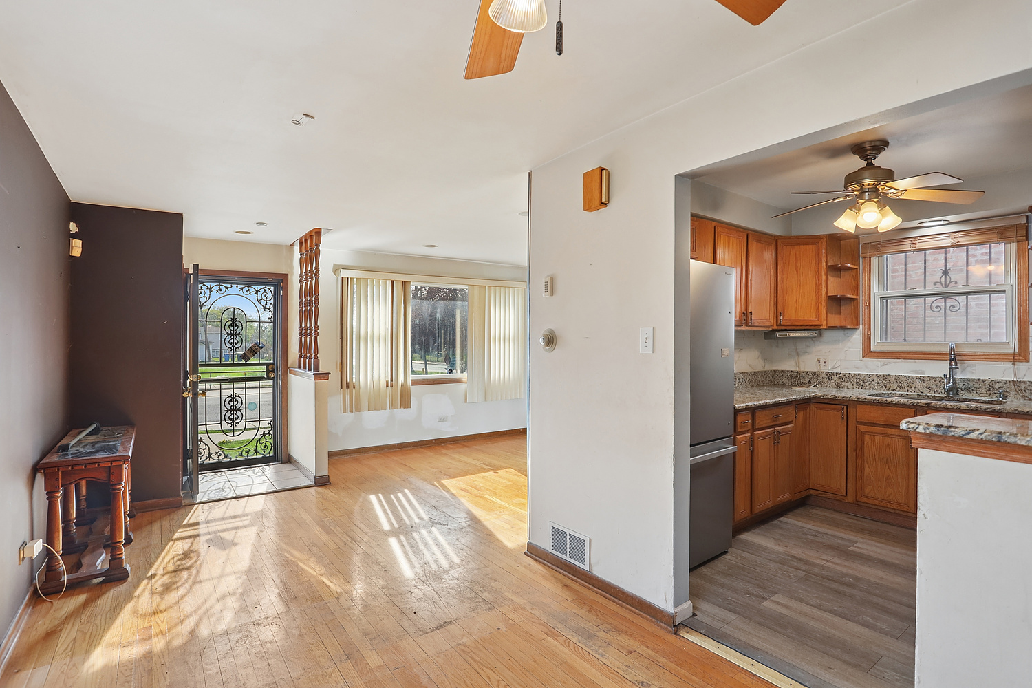 12154 S Justine Street, Chicago, IL 60643