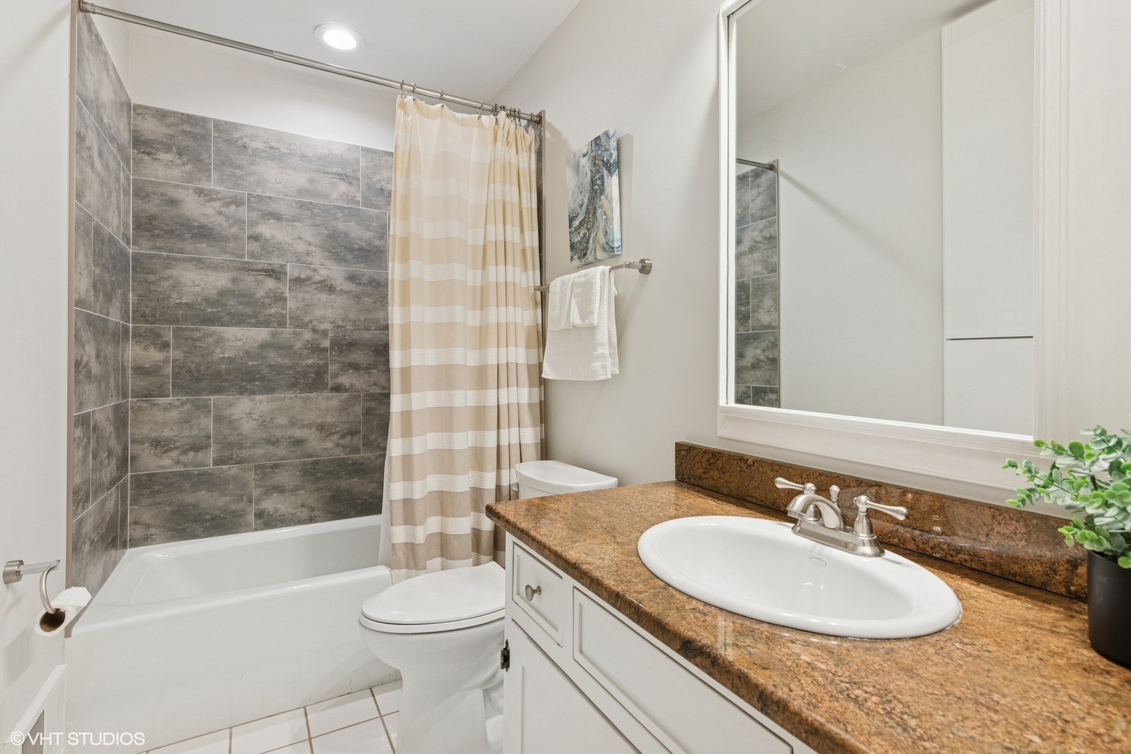 6730 S Madison Street, Willowbrook, IL 60527