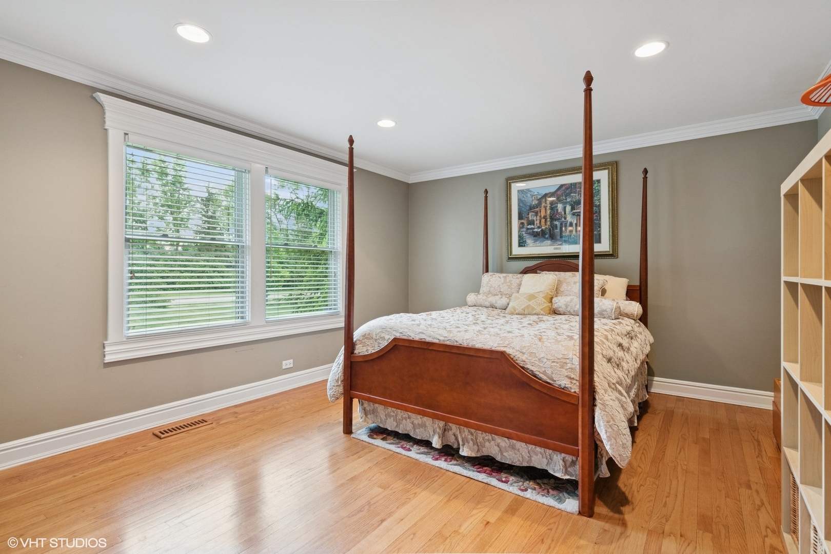 6730 S Madison Street, Willowbrook, IL 60527