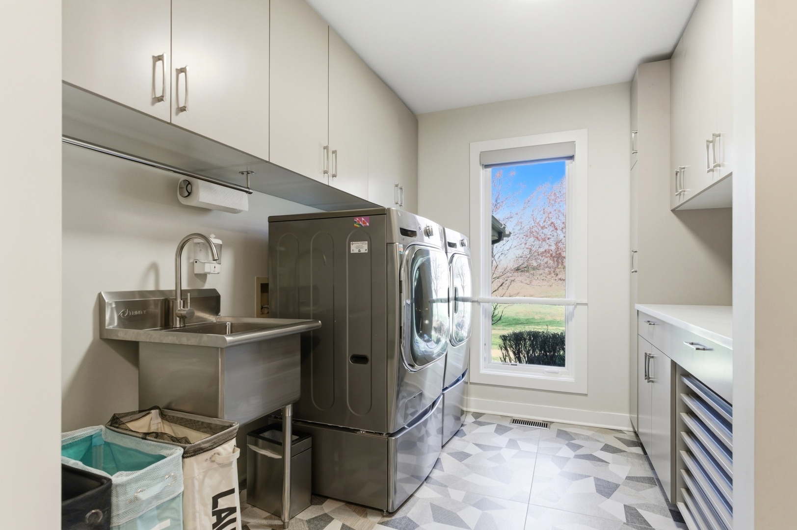 Barrington, IL 60010