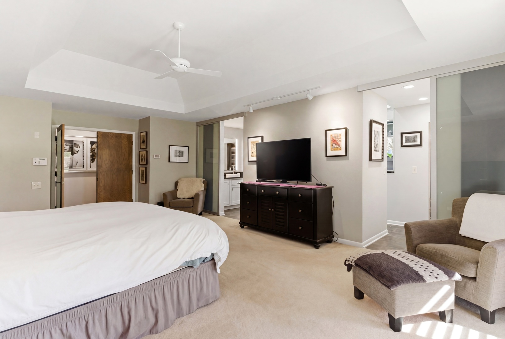 Barrington, IL 60010