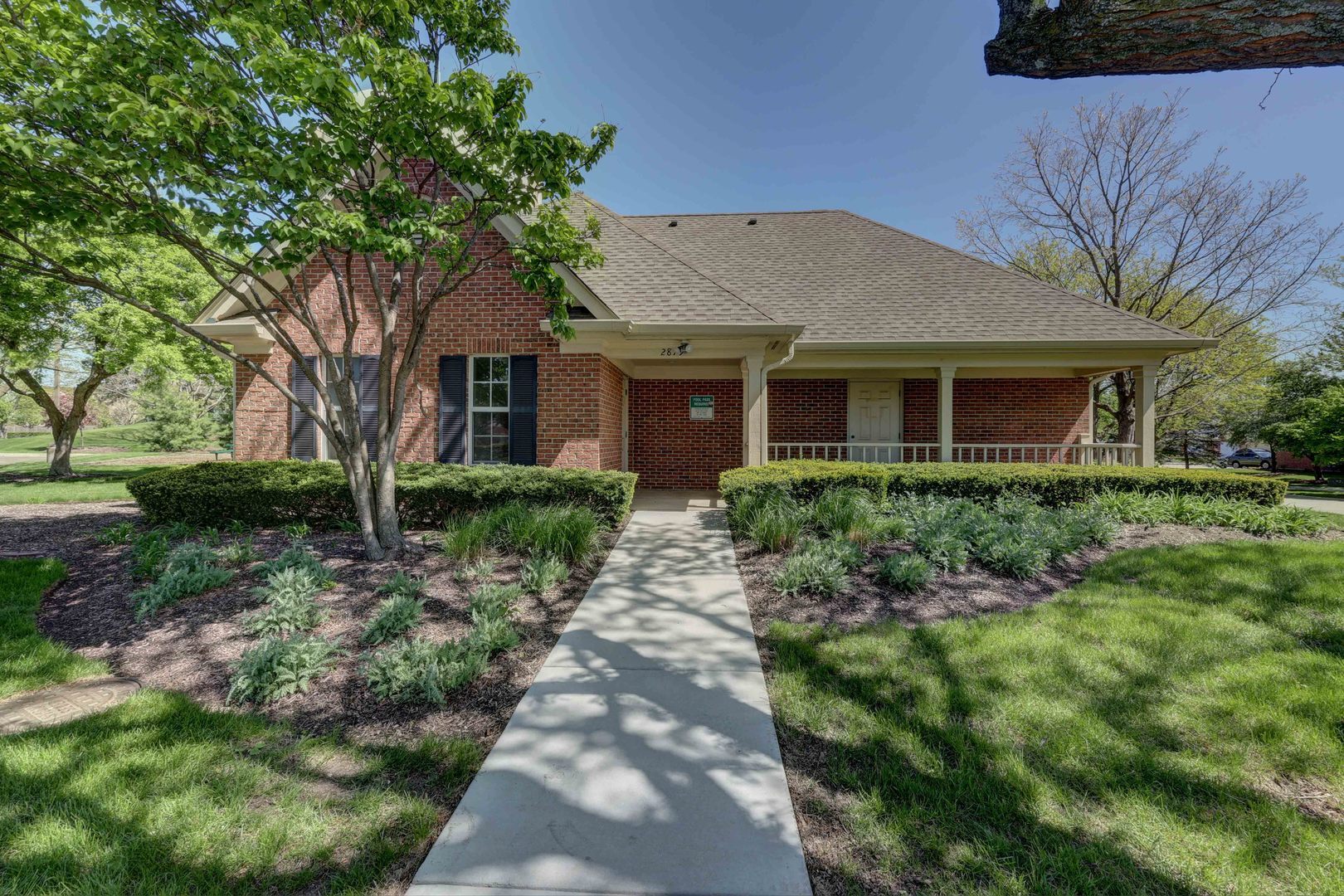 18 Meadow Court #18, Schaumburg, IL 60193