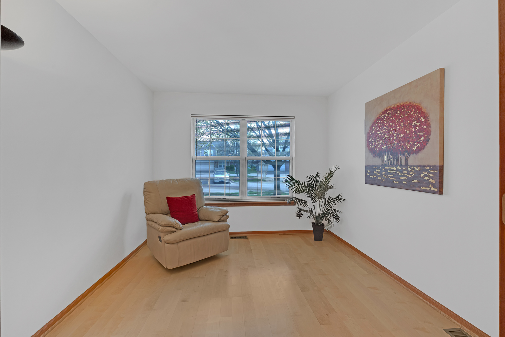 18 Meadow Court #18, Schaumburg, IL 60193