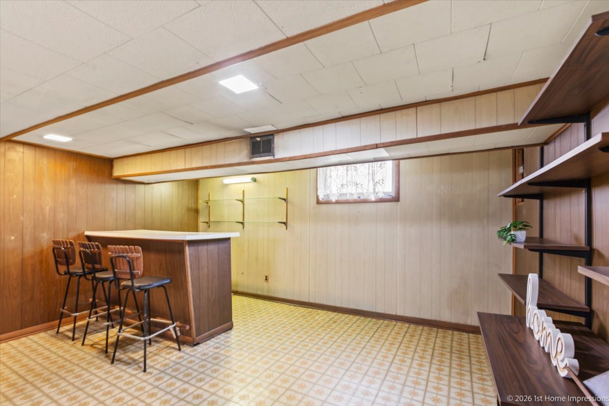 9726 S Peoria Street, Chicago, IL 60643