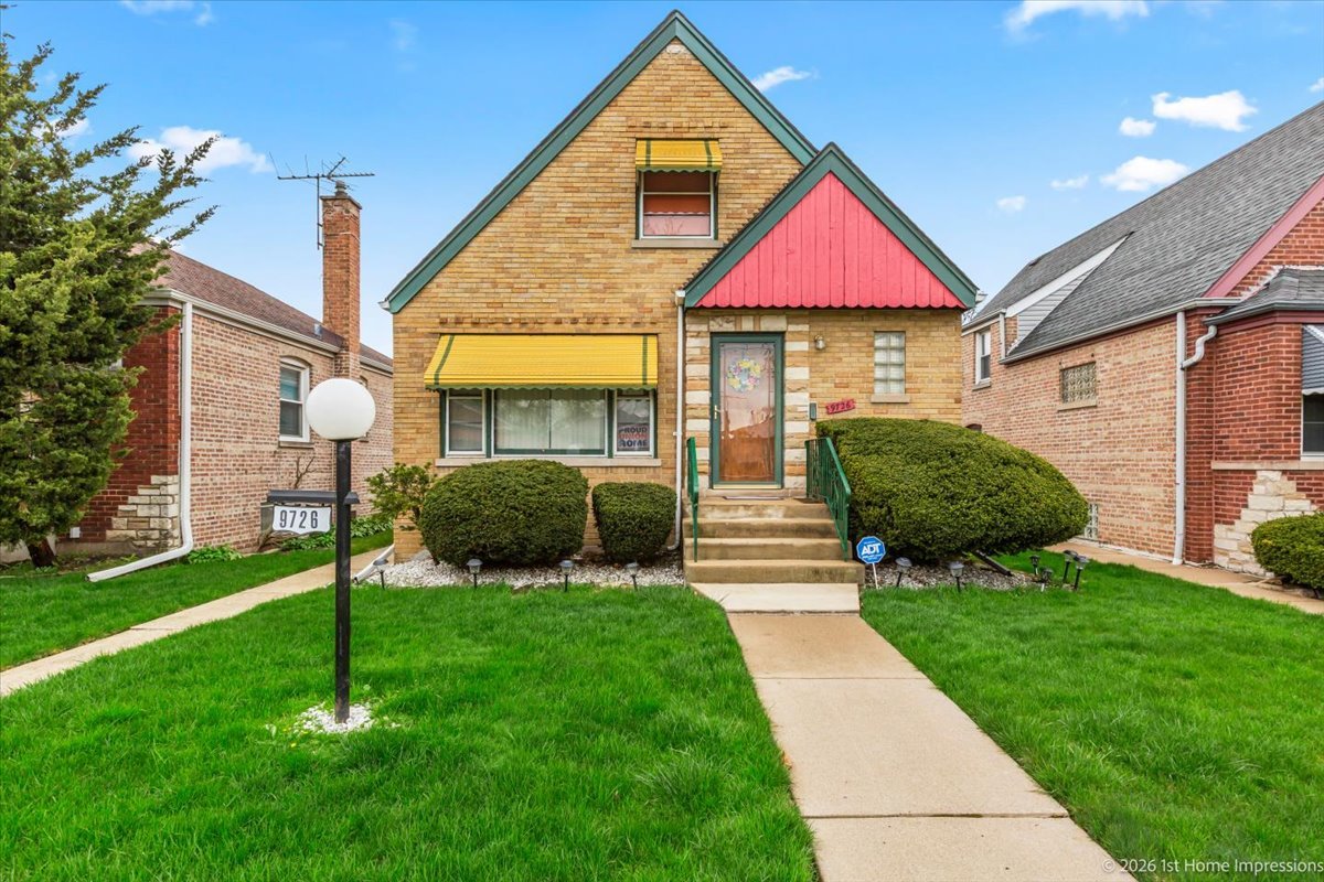 9726 S Peoria Street, Chicago, IL 60643