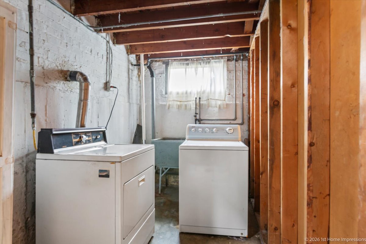 9726 S Peoria Street, Chicago, IL 60643