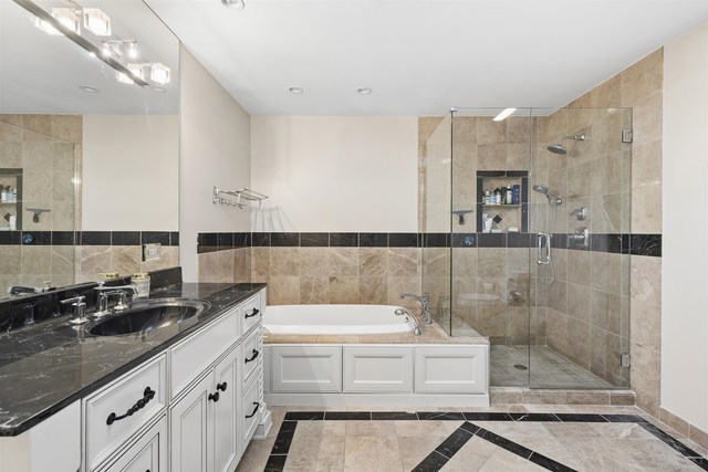 11602 Briarwood Lane, Burr Ridge, IL 60527