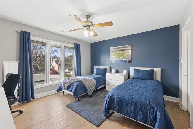 11602 Briarwood Lane, Burr Ridge, IL 60527