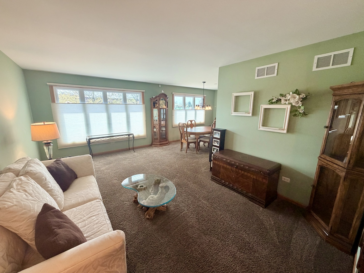 14221 Kilbourne Avenue, Crestwood, IL 60418