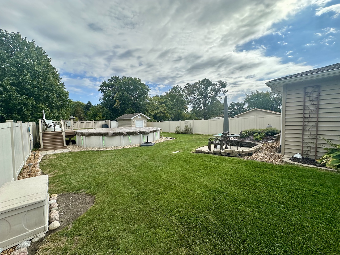 14221 Kilbourne Avenue, Crestwood, IL 60418