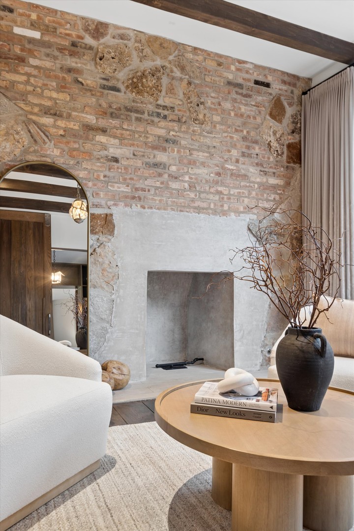 132 S Park Avenue, Hinsdale, IL 60521