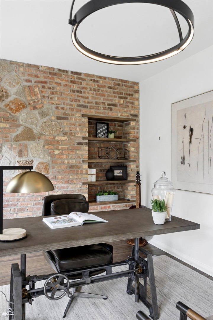 132 S Park Avenue, Hinsdale, IL 60521