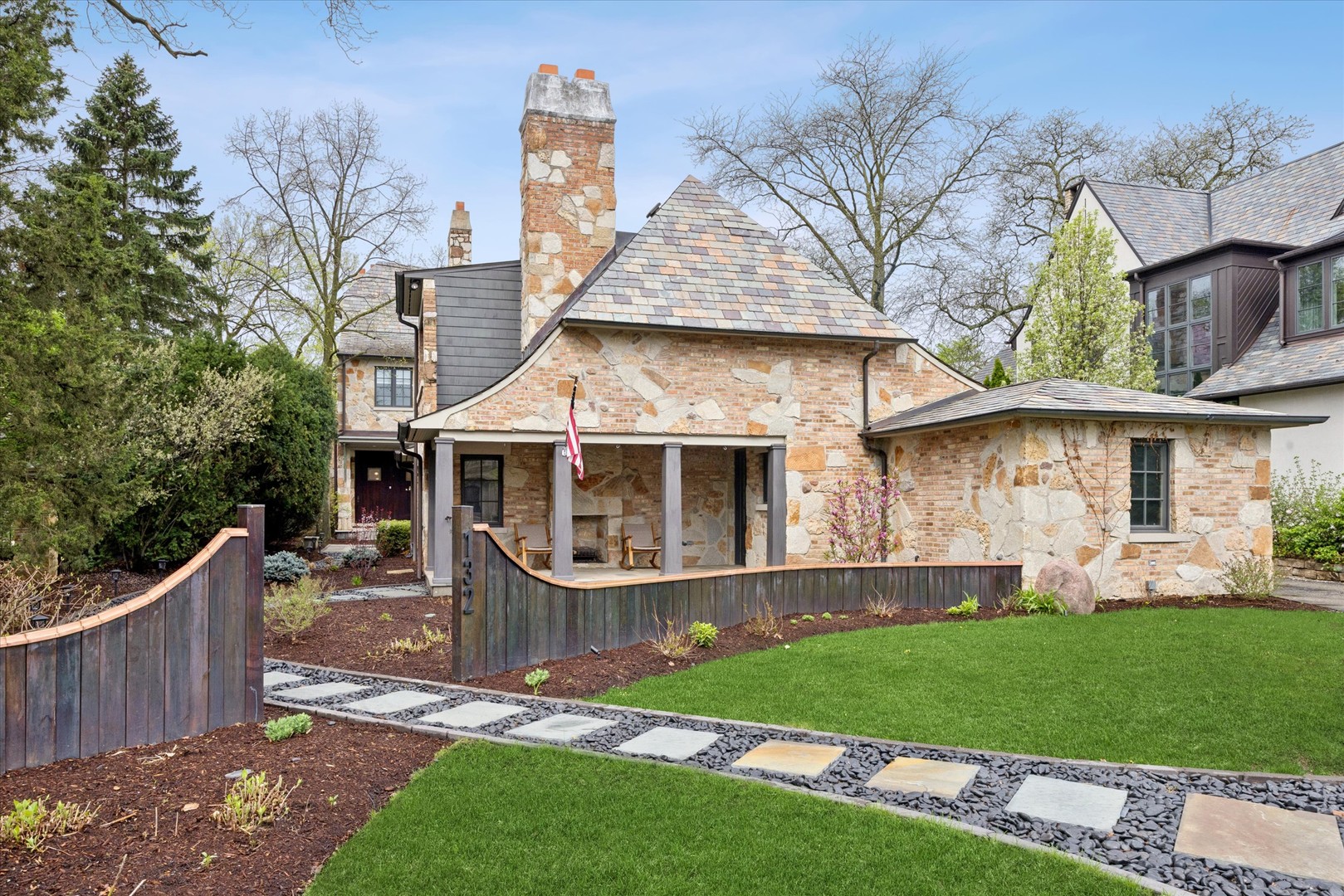 132 S Park Avenue, Hinsdale, IL 60521