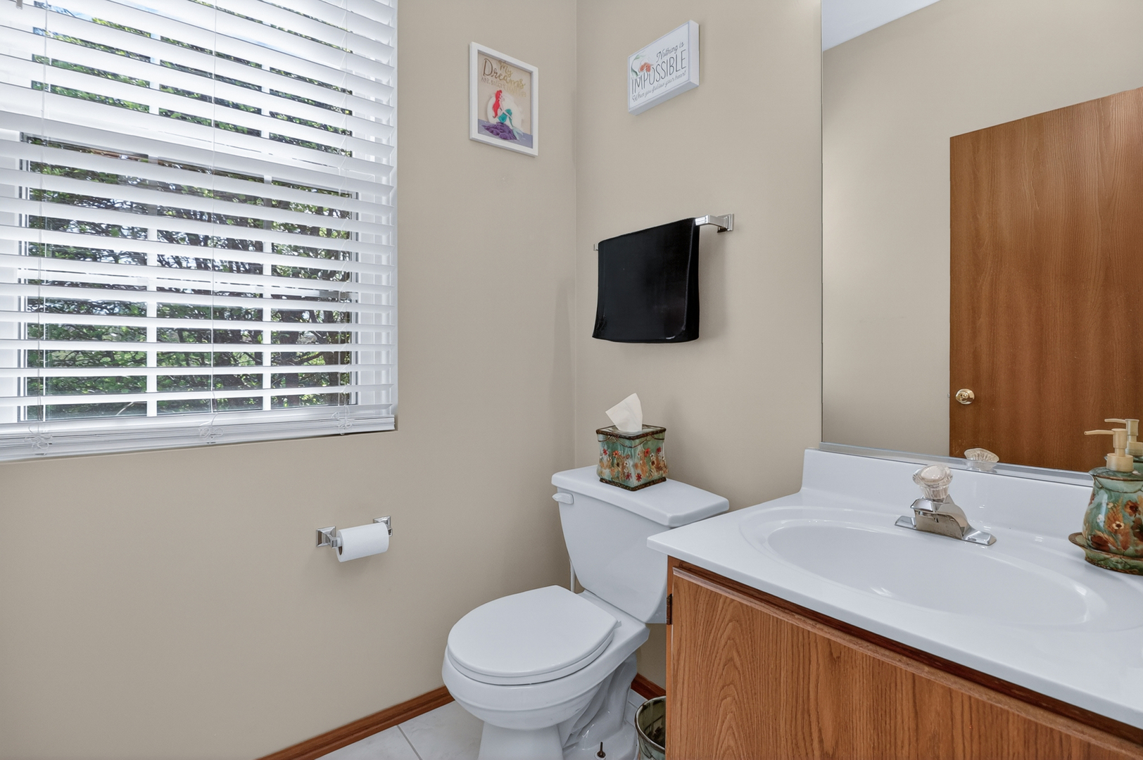 2360 Woodhill Court, Plainfield, IL 60586