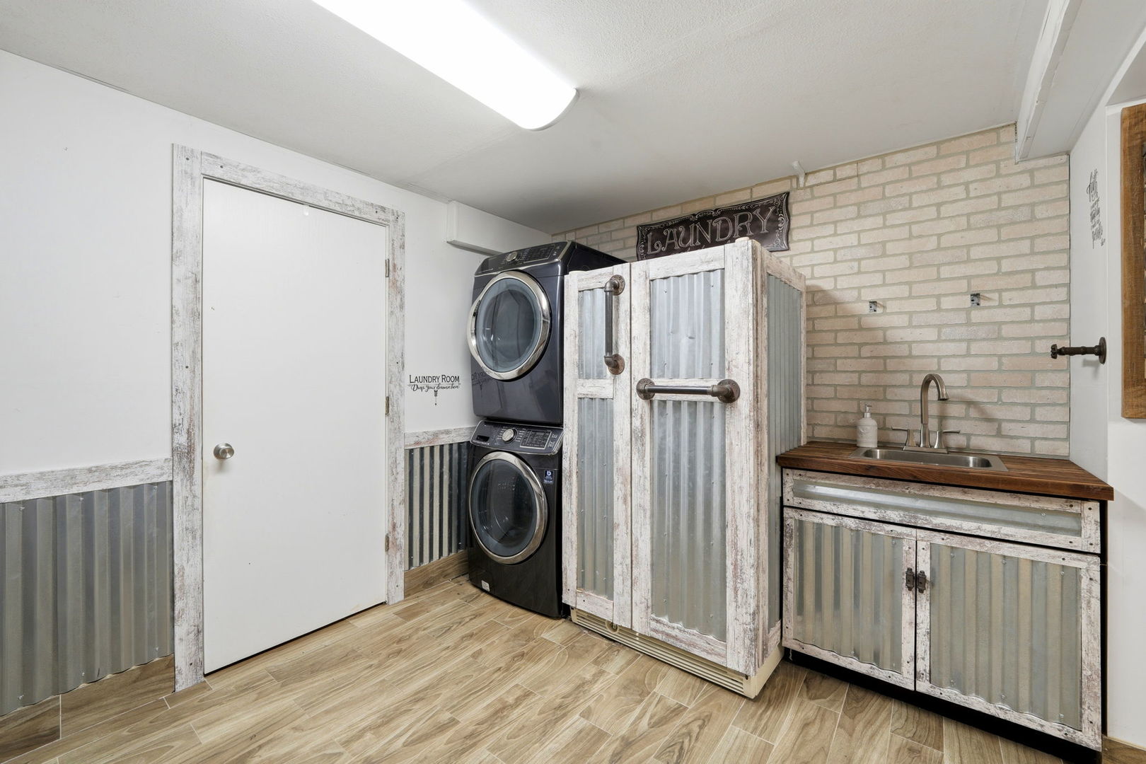 688 S ELIZABETH Street #688, Maple Park, IL 60151