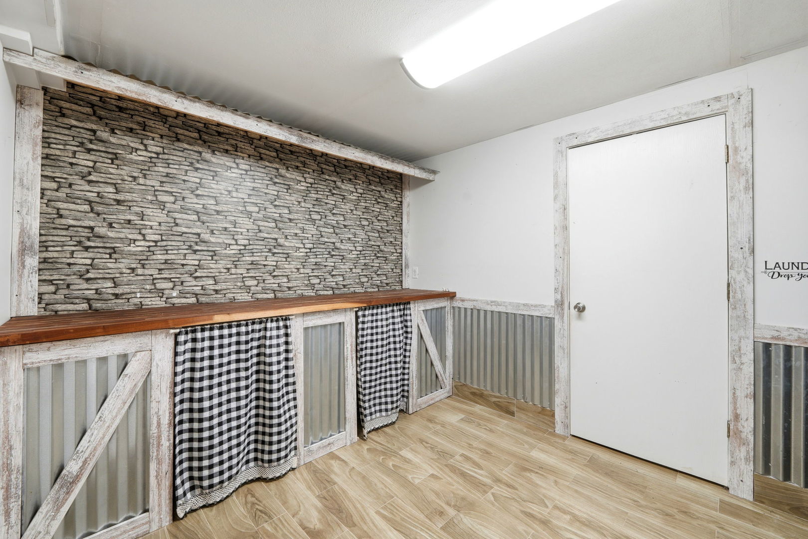 688 S ELIZABETH Street #688, Maple Park, IL 60151