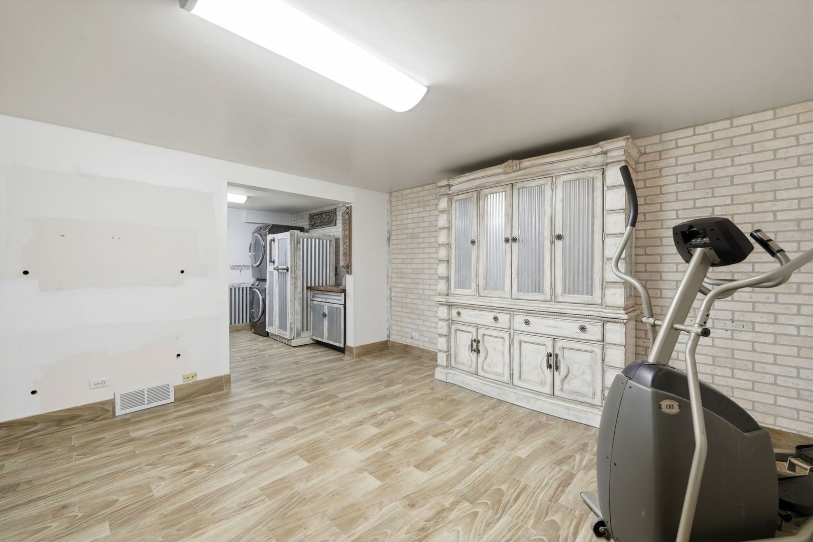 688 S ELIZABETH Street #688, Maple Park, IL 60151