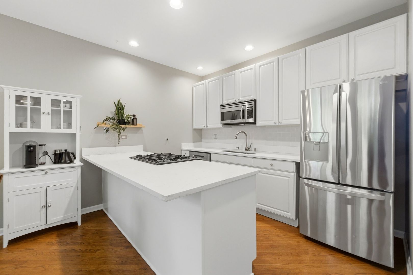 1840 W Diversey Parkway #B, Chicago, IL 60614
