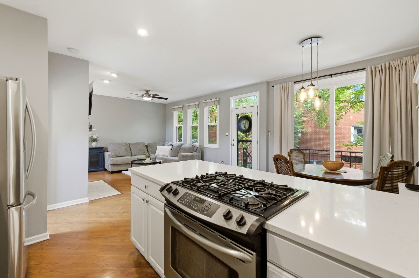 1840 W Diversey Parkway #B, Chicago, IL 60614