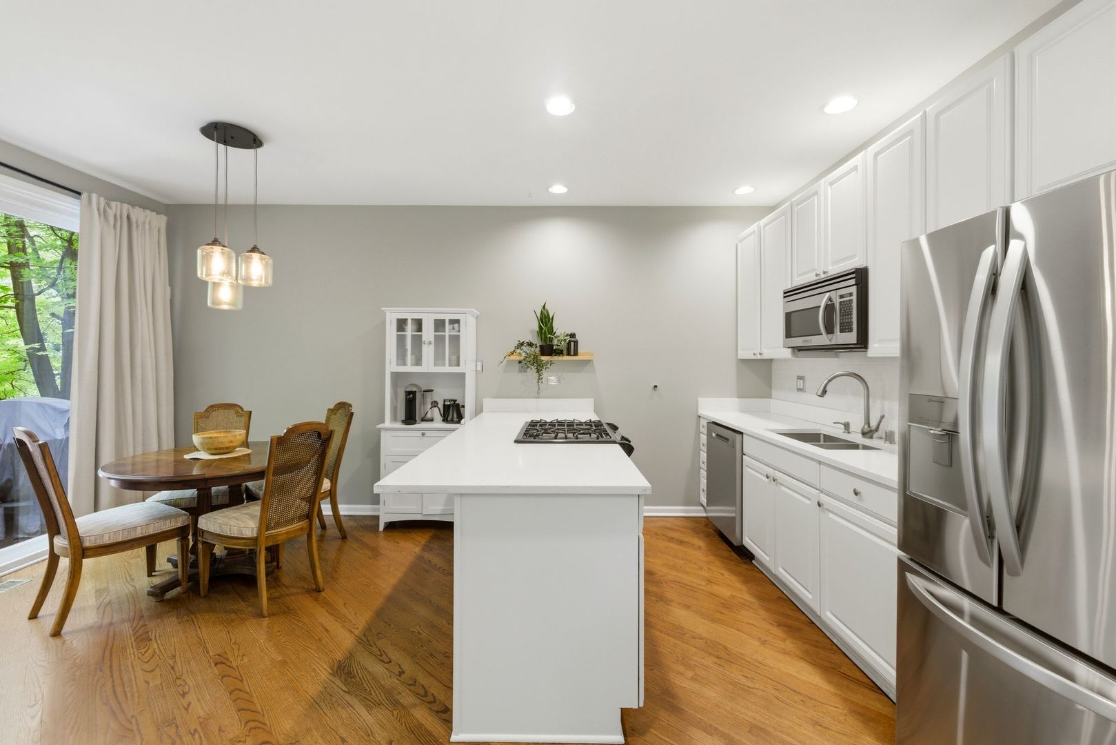 1840 W Diversey Parkway #B, Chicago, IL 60614