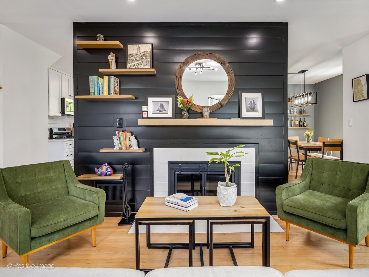 525 N Stone Avenue, La Grange Park, IL 60526