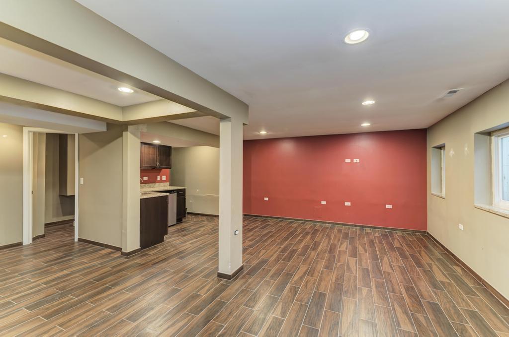 2222 Seaver Lane #2222, Hoffman Estates, IL 60169