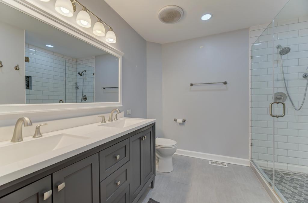 2222 Seaver Lane #2222, Hoffman Estates, IL 60169