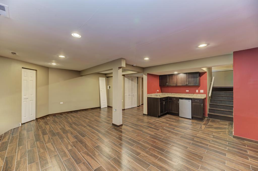 2222 Seaver Lane #2222, Hoffman Estates, IL 60169