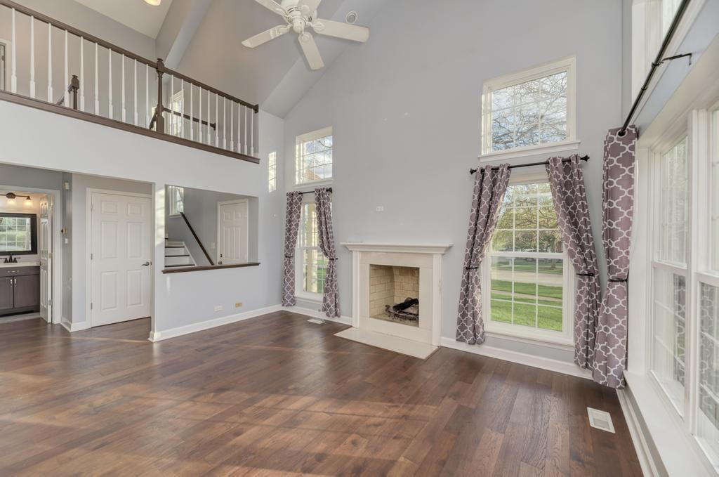 2222 Seaver Lane #2222, Hoffman Estates, IL 60169