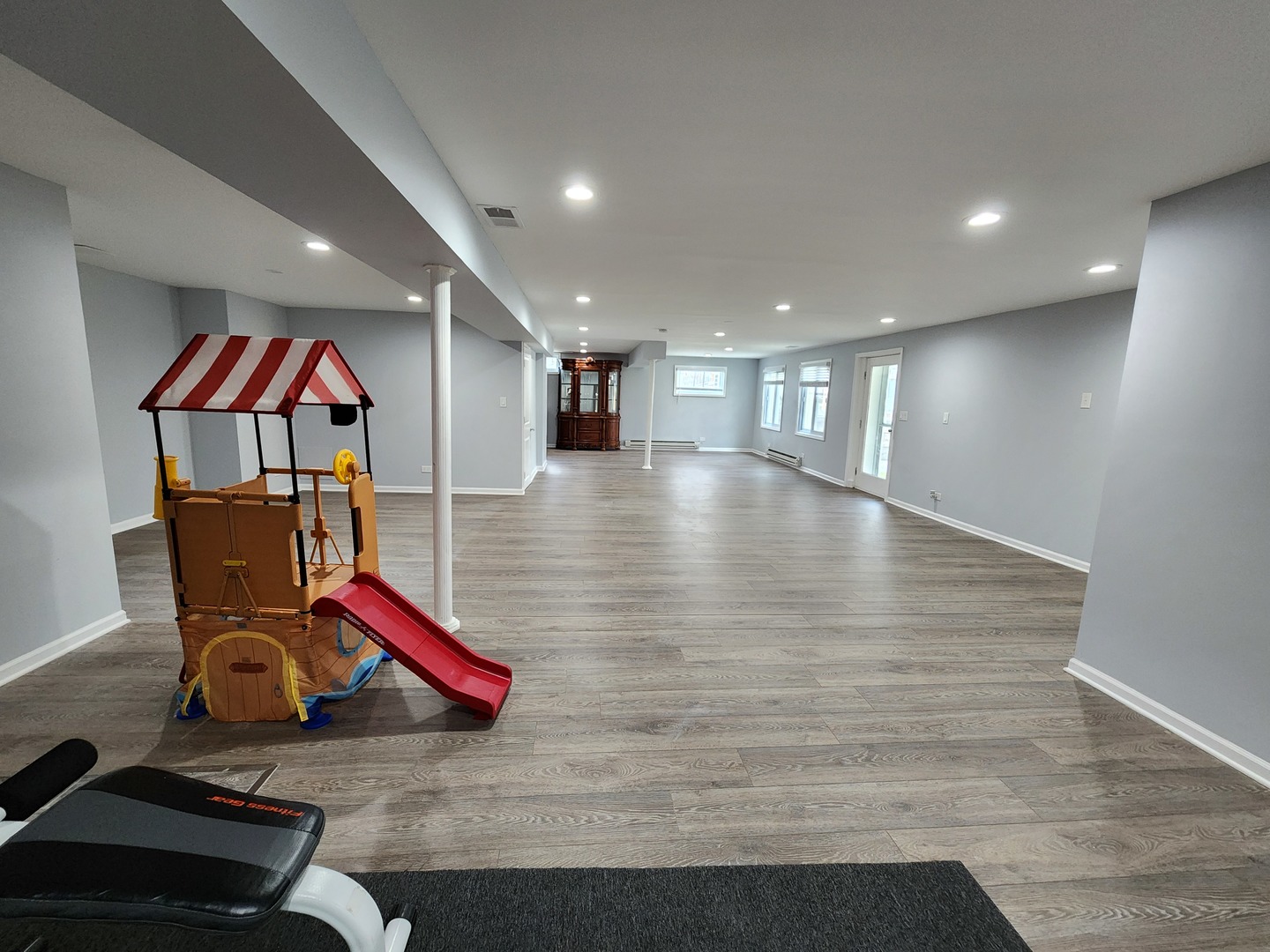 88 Gromer Road, Elgin, IL 60120