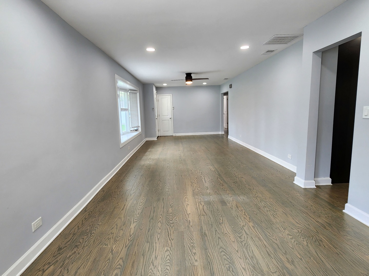 88 Gromer Road, Elgin, IL 60120