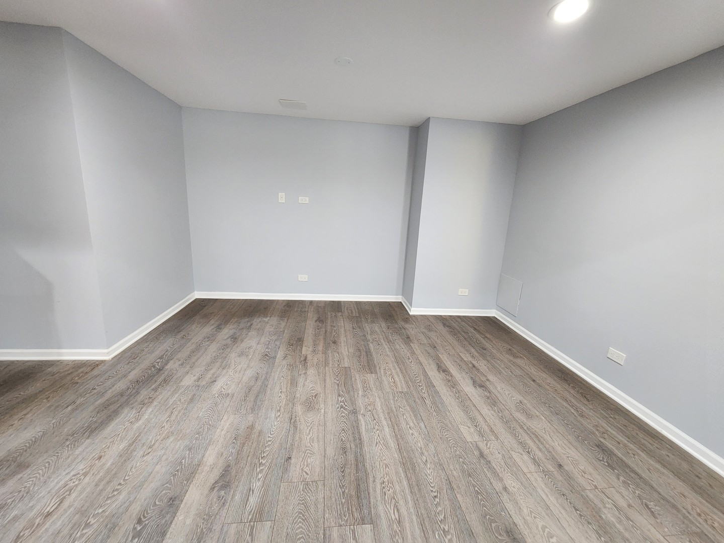 88 Gromer Road, Elgin, IL 60120