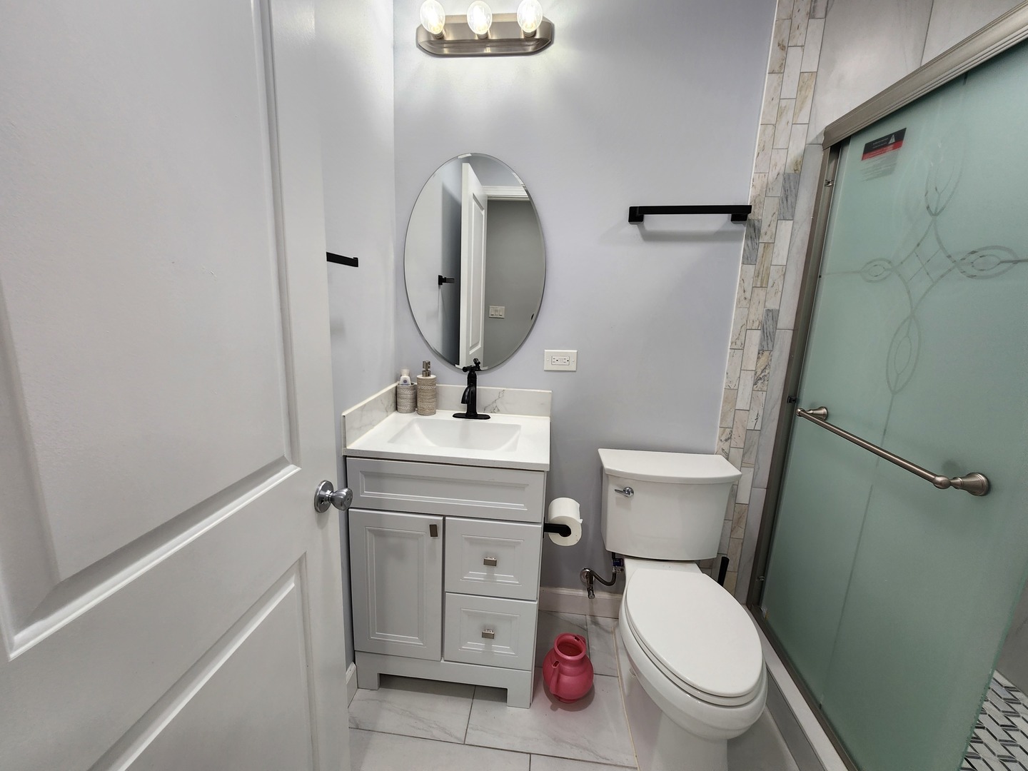 88 Gromer Road, Elgin, IL 60120