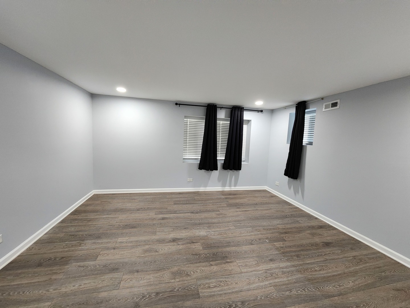 88 Gromer Road, Elgin, IL 60120