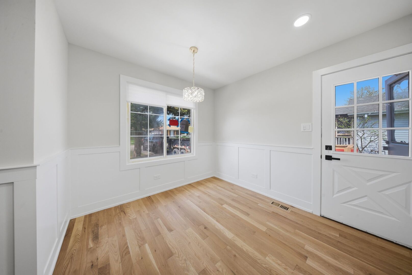 16801 90th Avenue, Orland Hills, IL 60487