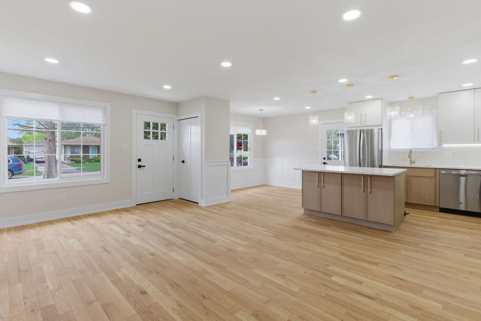 16801 90th Avenue, Orland Hills, IL 60487