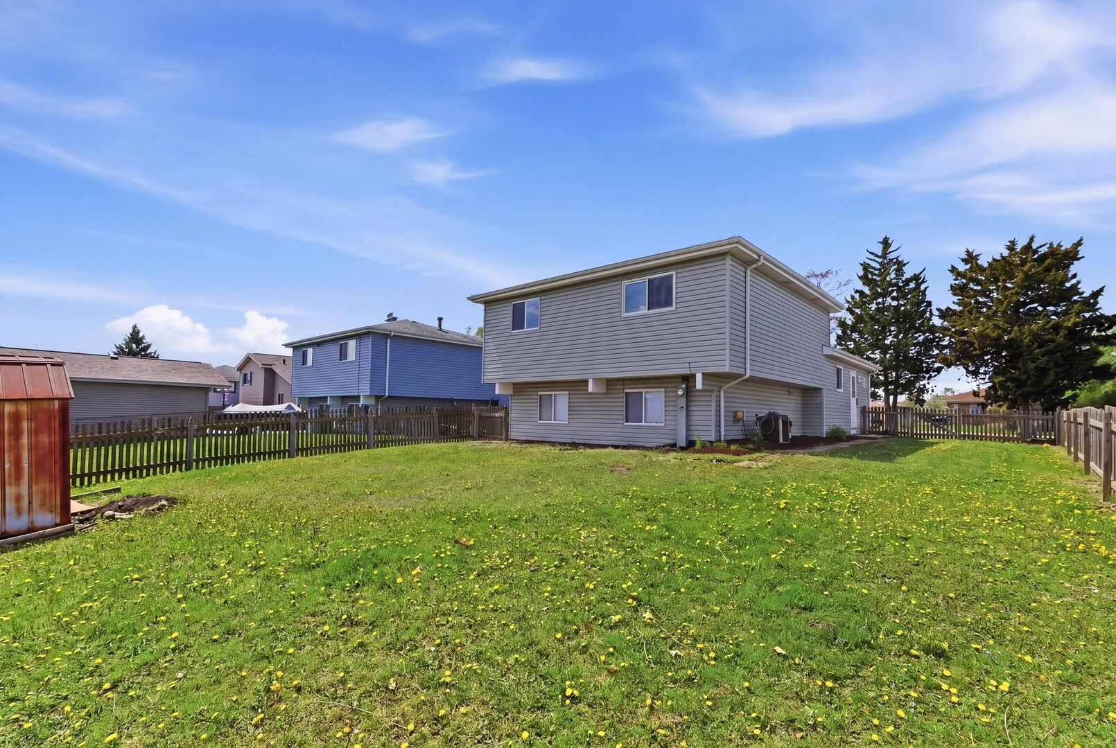 16801 90th Avenue, Orland Hills, IL 60487