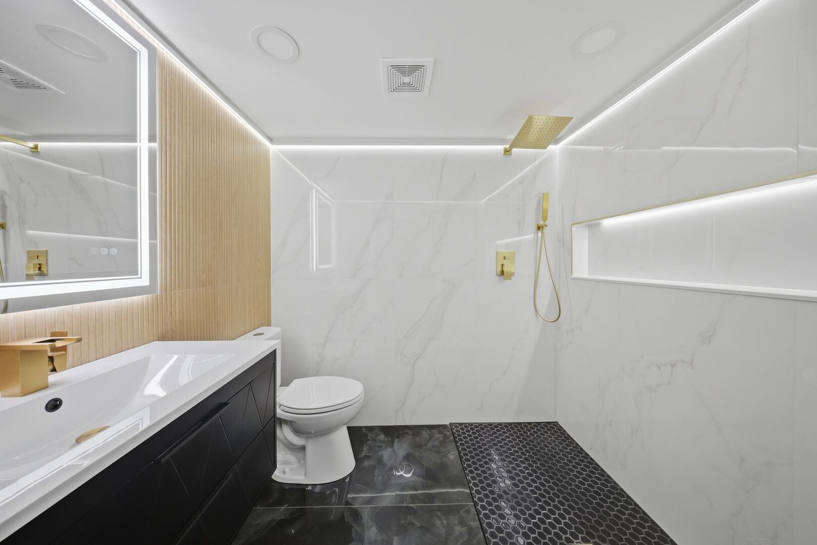 16801 90th Avenue, Orland Hills, IL 60487