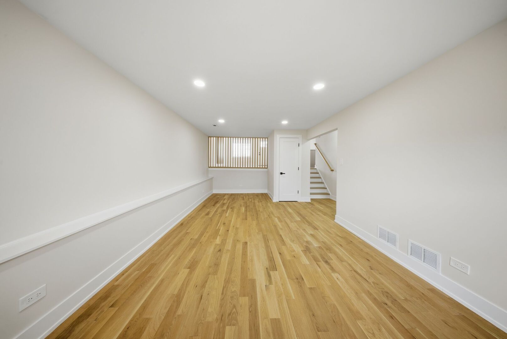 16801 90th Avenue, Orland Hills, IL 60487